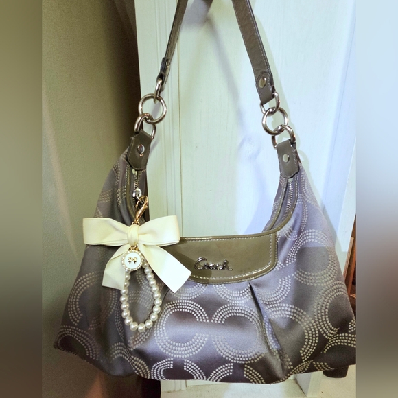 Vintage Coach Ashley Shoulder Bag - Picture 1 of 7